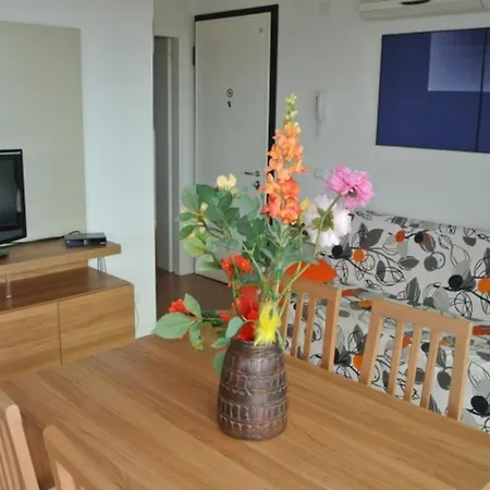 Cozy And Equipped Flat In The Heart Of Lignano 公寓 *