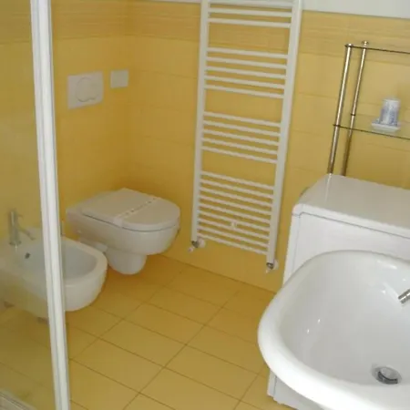 Cozy And Equipped Flat In The Heart Of Lignano 公寓