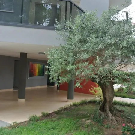 Cozy And Equipped Flat In The Heart Of Lignano 公寓 利尼亚诺萨比亚多罗